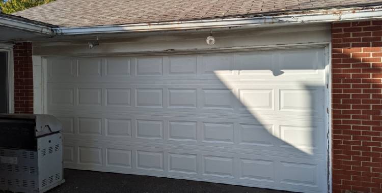 Amarr Heritage Garage Door Installed in Newark